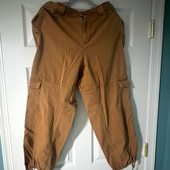 Old Navy High-Waisted Balloon Cargo Pants Size L - Picture 1 of 3